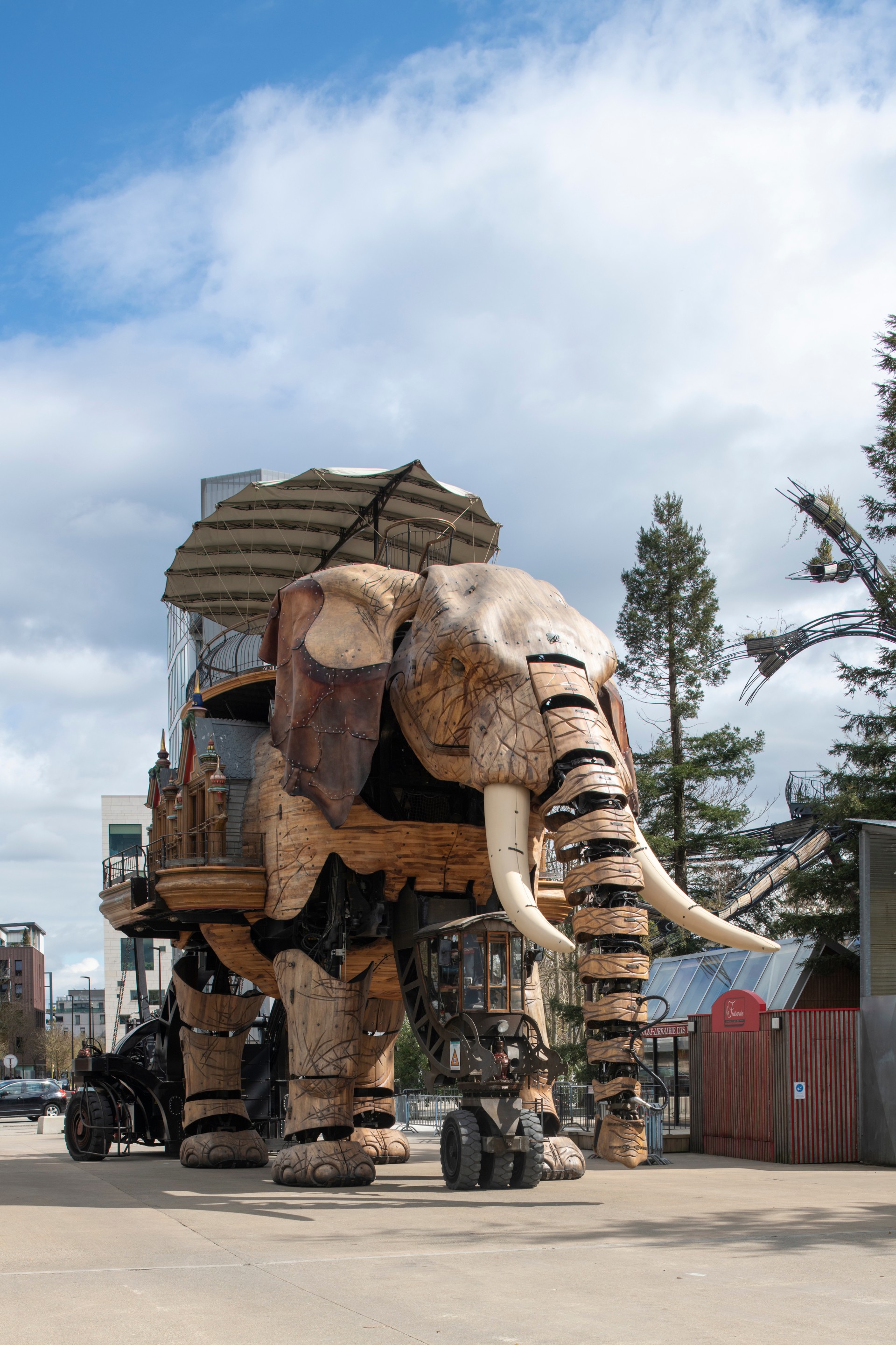 ifla-world-congress-2025-technical-tours_le-grand-elephant-les-machines-de-l-ile-nantes-martin-argyroglo-_-lvan.jpg